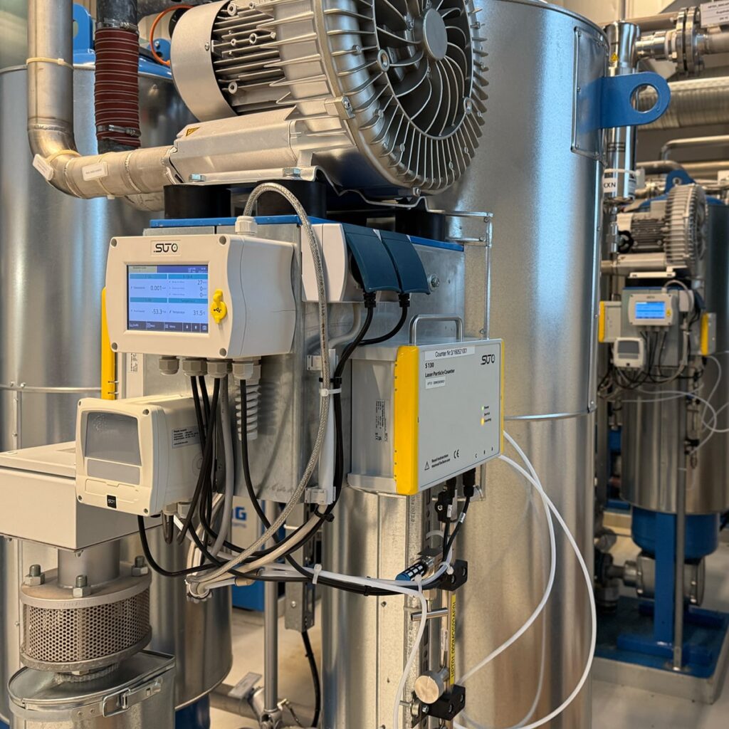 SUTO-iTEC-S330-S331-data-logger-and-display-with-gateway-and-iot-capabilities6-min